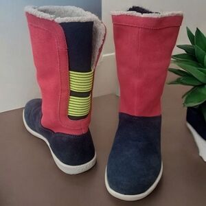NWT Crocs Adela Foldover Women's Suede Boots Faux Fur Booties Size 5